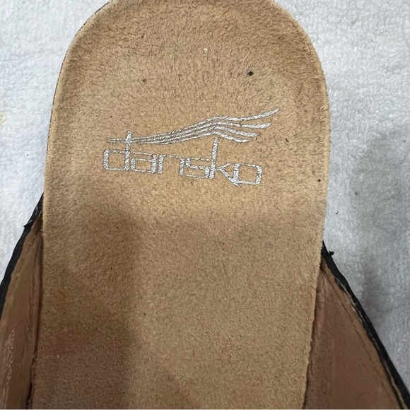 NWT. Dansko Maddy Slip-On Wedge Sandal for Women - Picture 6 of 10